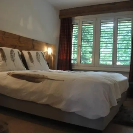 Beautiful Entirely Renovated Near The Center